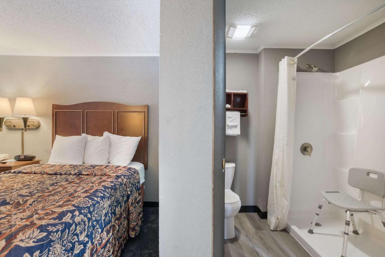 Rodeway Inn Carlisle Εξωτερικό φωτογραφία