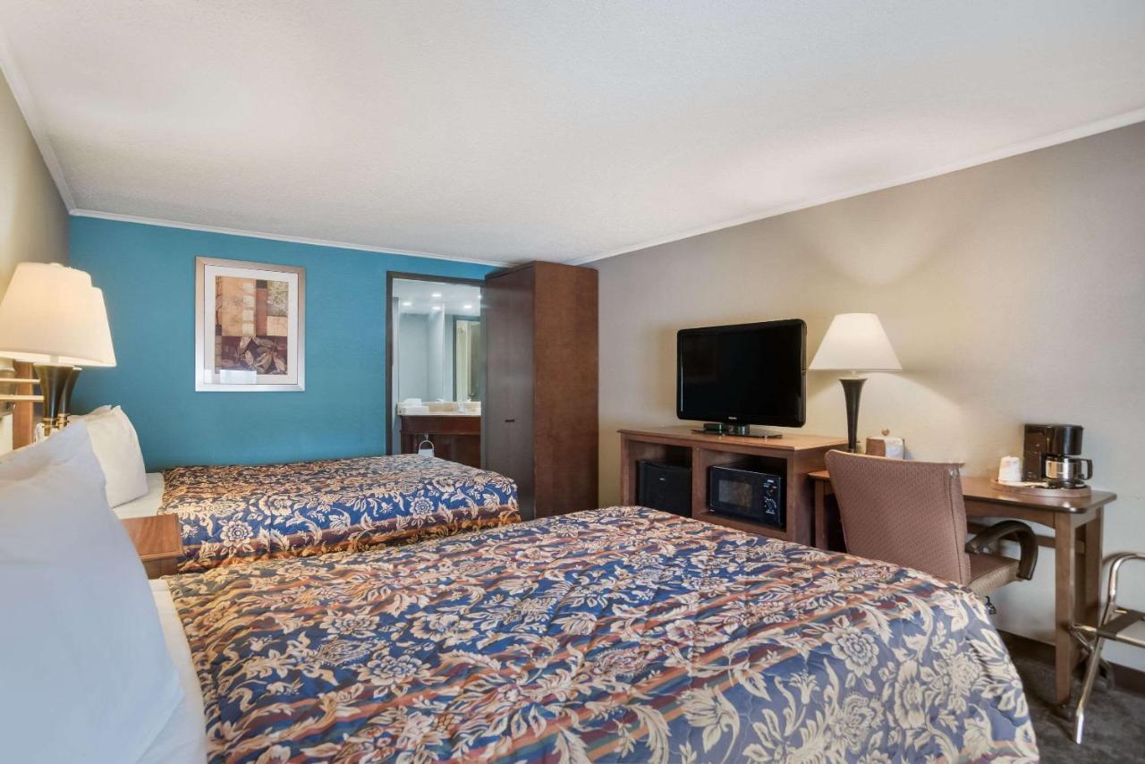 Rodeway Inn Carlisle Εξωτερικό φωτογραφία